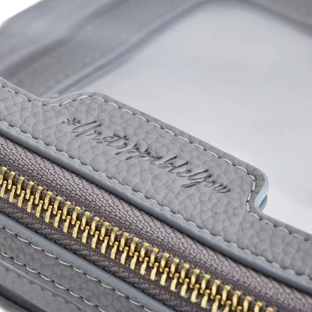 TRAVEL VANITY CASE